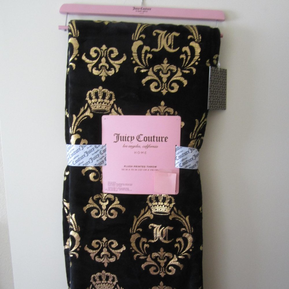Juicy Couture Gold Crown JC Black Plush Printed Throw Blanket Home Bedding